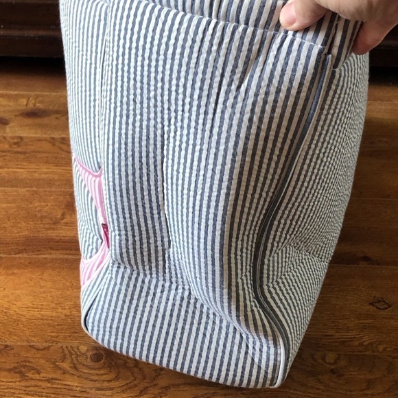 Navy & white striped seersucker whale X-large tote travel bag - Picture 4 of 7
